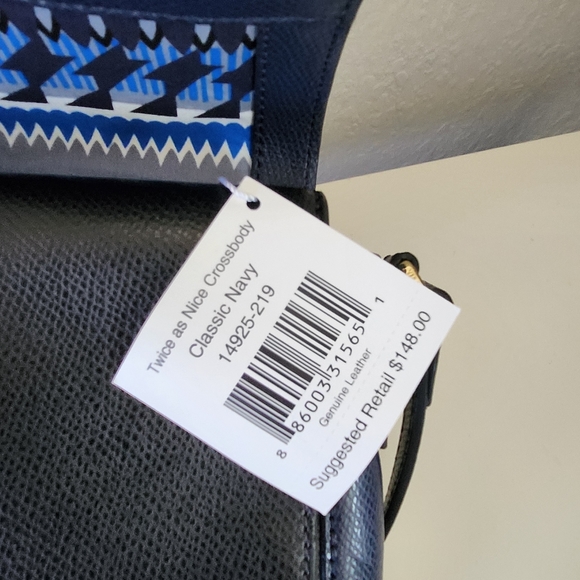 Vera Bradley Crossbody & Card Case - Picture 3 of 10